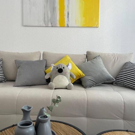 Lucky Stays Ls01 - Vollausstattung - Zentrum - Aufzug - Grosse Kueche - 2 Zimmer - Smart-Tv Magdeburg Bagian luar foto