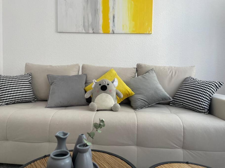Lucky Stays Ls01 - Vollausstattung - Zentrum - Aufzug - Grosse Kueche - 2 Zimmer - Smart-Tv Magdeburg Bagian luar foto