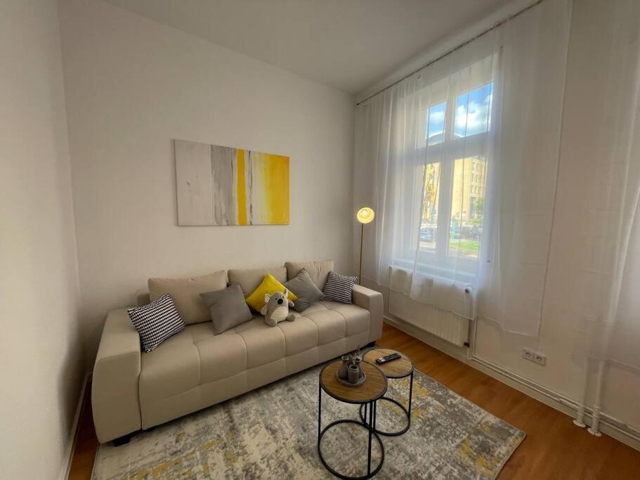 Lucky Stays Ls01 - Vollausstattung - Zentrum - Aufzug - Grosse Kueche - 2 Zimmer - Smart-Tv Magdeburg Bagian luar foto